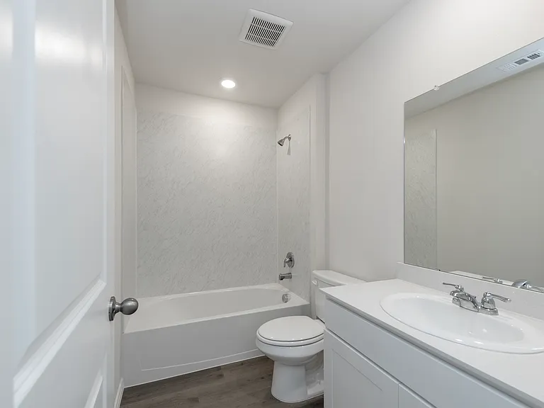 3917 Amethyst Dr — Photo 8