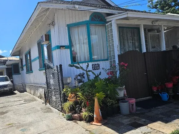 1021 Long Ln, Honolulu, HI 96817