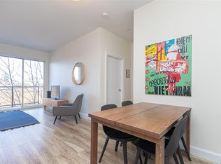 595 Pandora, Victoria, BC V8W 1N5