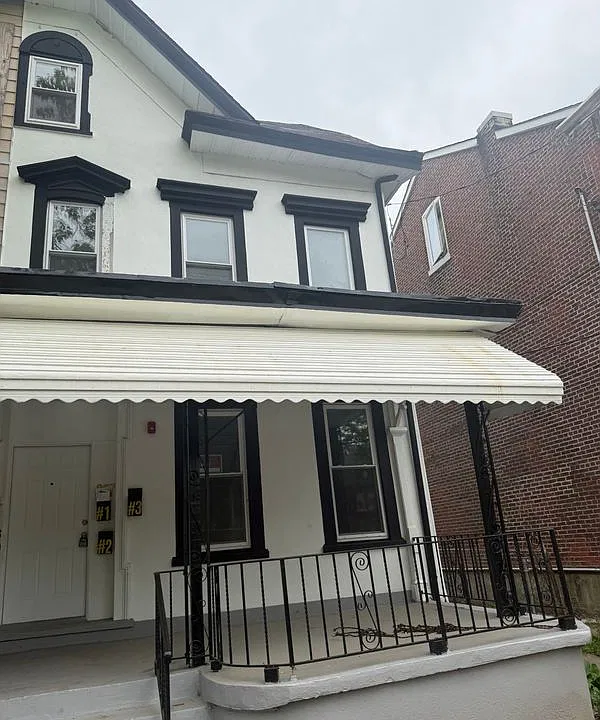 307 Spring St #2