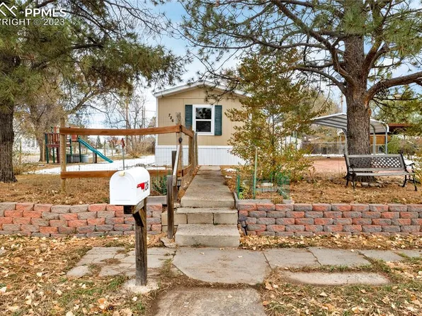 726 Colorado Ave, Calhan, CO 80808
