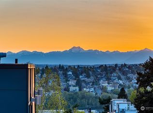 1927 8th Ave W #C, Seattle, WA 98119