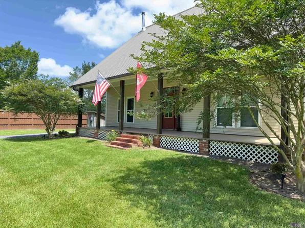 22041 Kristi Ln, Holden, LA 70744