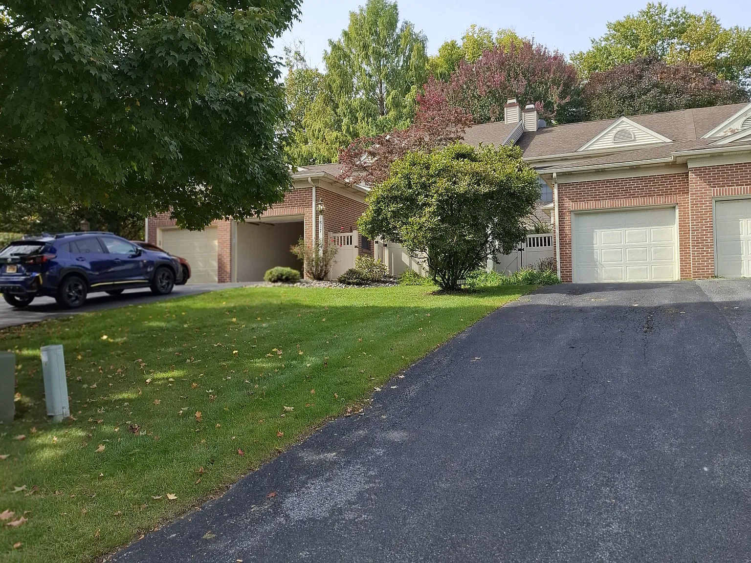 3 bed, 2.5 bath, 2000 sqft, $2,380 — Photo 2