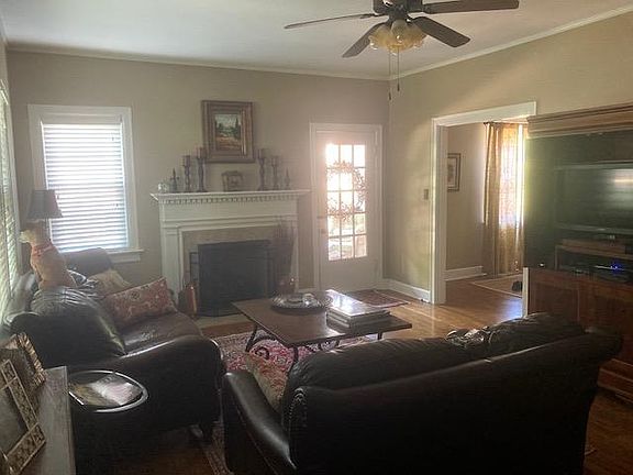 2nd image of 179 Maplemere Dr