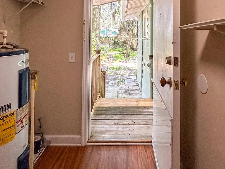 3944 Boone Park Ave #FRONT — Photo 20