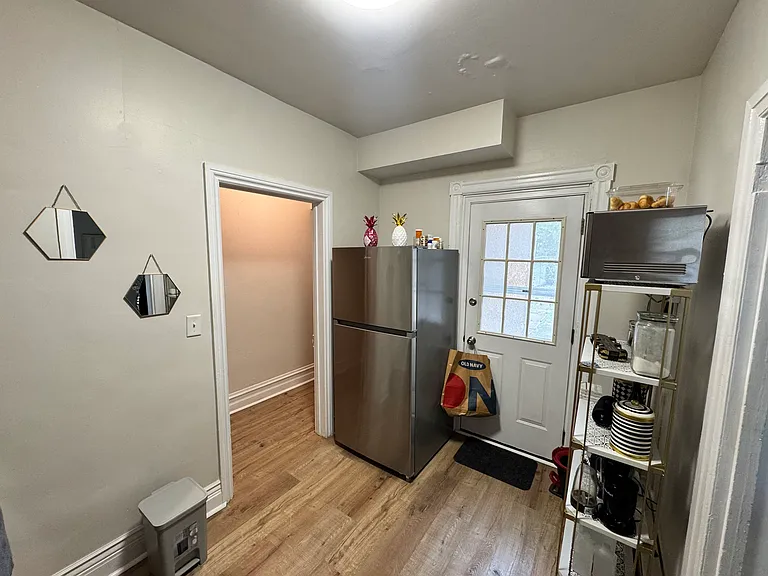 213 Front St #1 — Photo 6