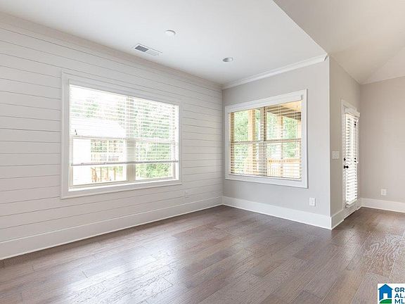 4th image of 4675 Brexton St