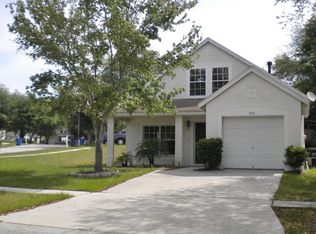 703 Cape Cod Cir, Valrico, FL 33594