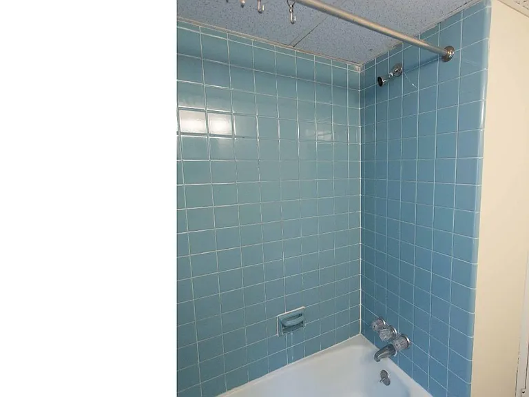 727 Spruce St #2R — Photo 9