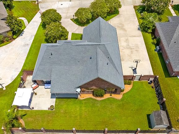 3rd image of 108 Ashton Dr