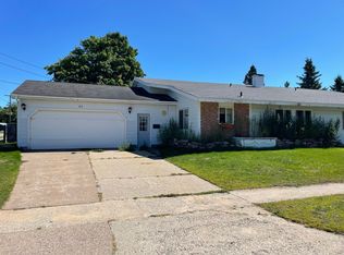 67 Wood Lake Rd, Kincheloe, MI 49788