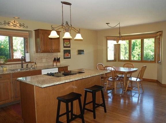 4th image of 2782 Wedgewood Dr