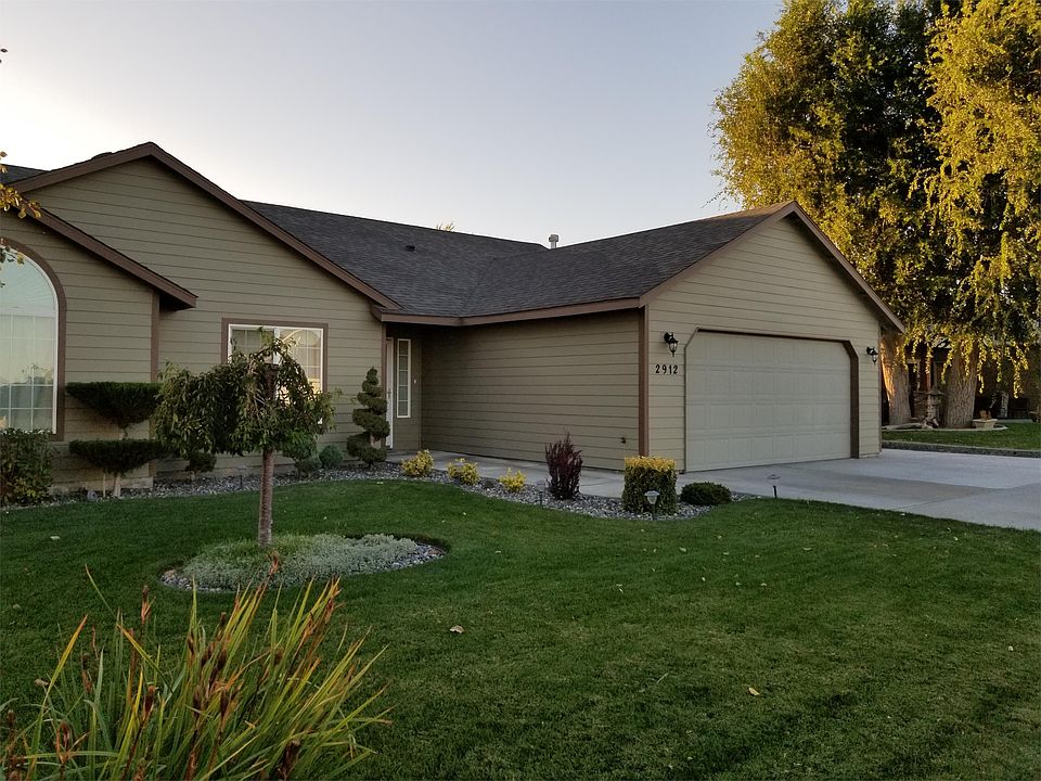 1st image of 2912 S Tacoma Pl