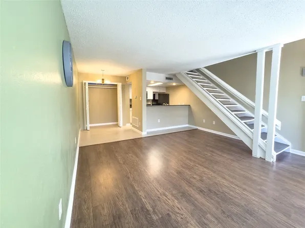 4632 Country Creek Dr APT 1223, Dallas, TX 75236