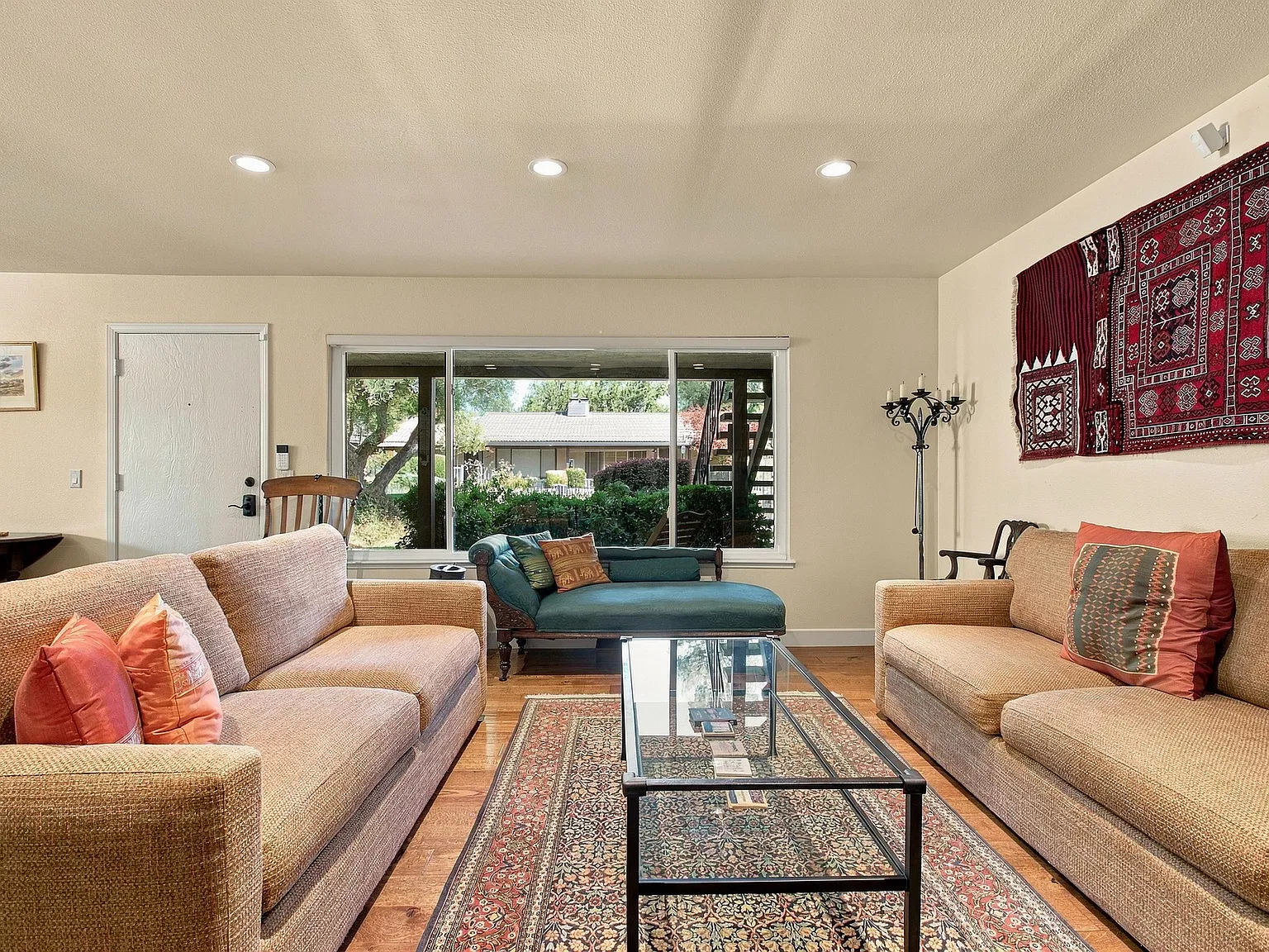 2 bed, 1146 sqft, $3,200 — Photo 4