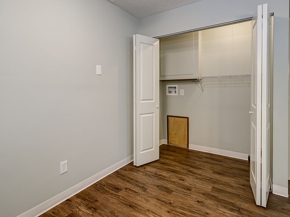 1st image of 5387 Cambria Way