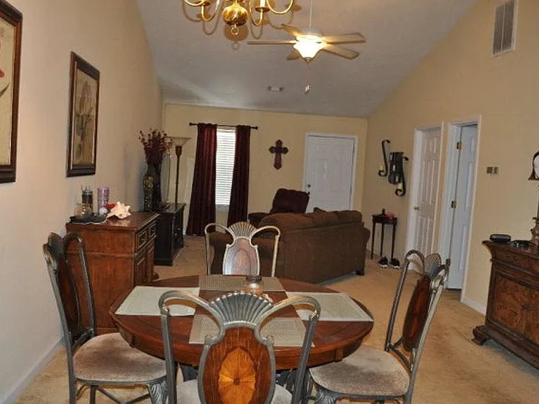322 Beech Ln — Photo 1
