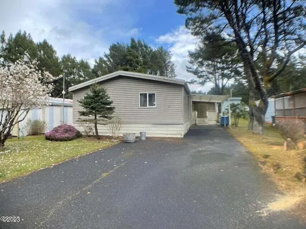 5405 NW Pacific Coast Hwy Unit 21, Waldport, OR 97394