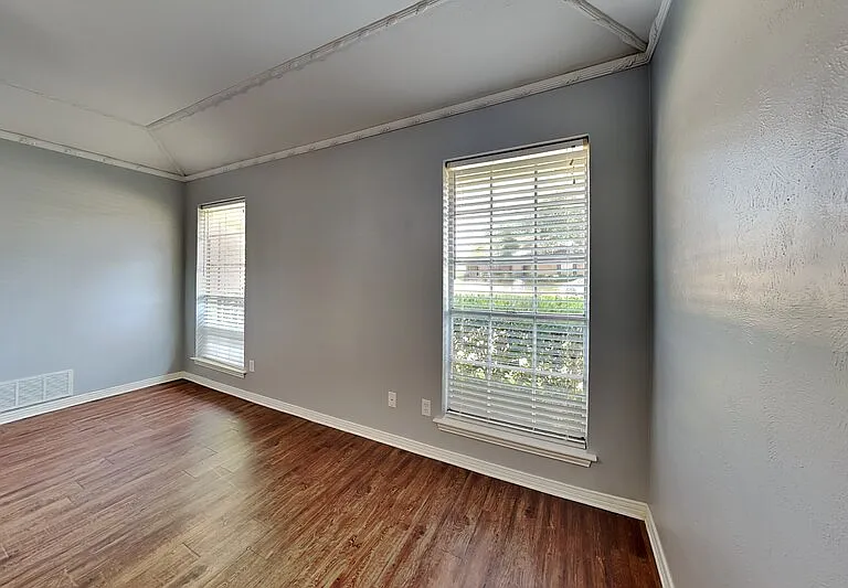 4308 Harvest Hill Rd — Photo 9