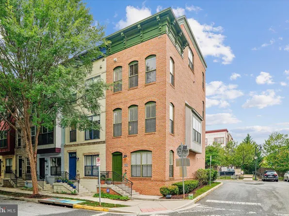 5728 45th Ave, Hyattsville, MD 20781