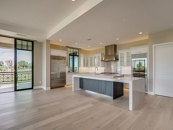 5th image of 2 Biltmore Estates Dr #209