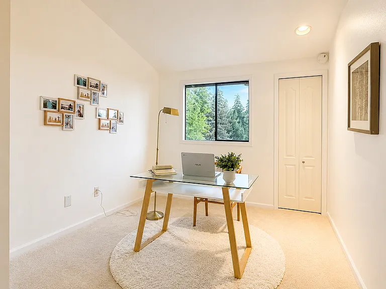14812 SE 62nd Ct — Photo 3