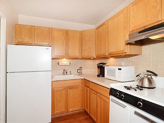 Sold by Robert E. Hill  | media 3