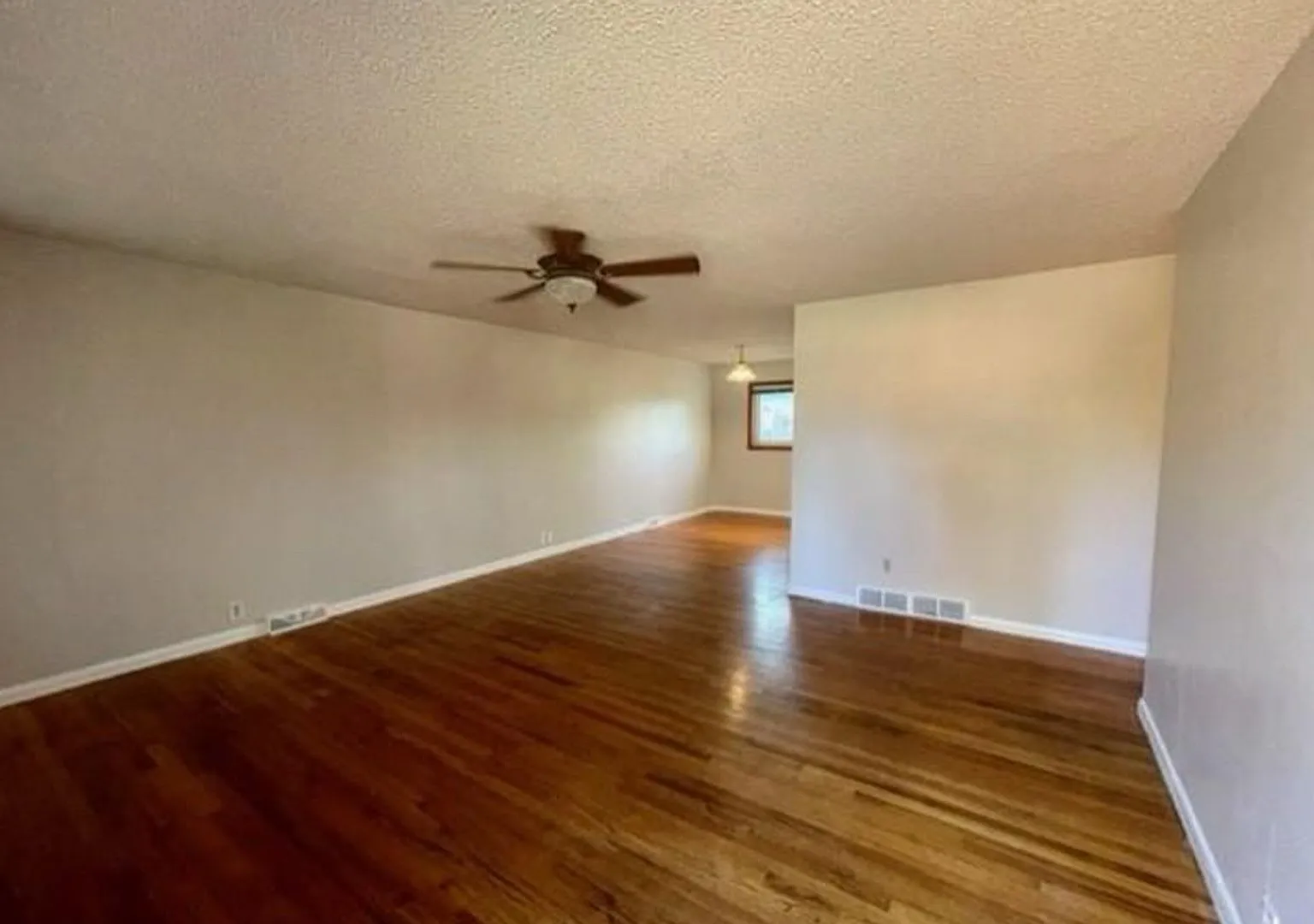 Long Realty & Property Management- 4 bedroom home in Inglewood CO — Photo 2