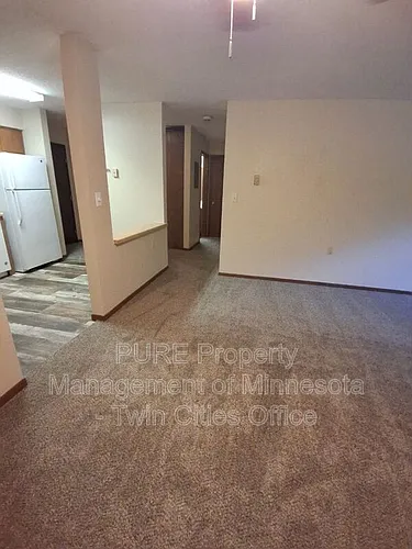 221 Grand Ave W #204 Photo 1