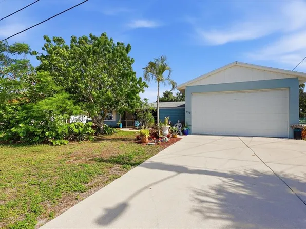 852 E 6th St, Englewood, FL 34223