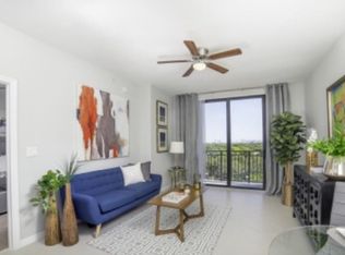 948 SW 57th Ave #305, West Miami, FL 33144