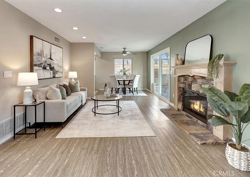 1st image of 530 Palermo Way