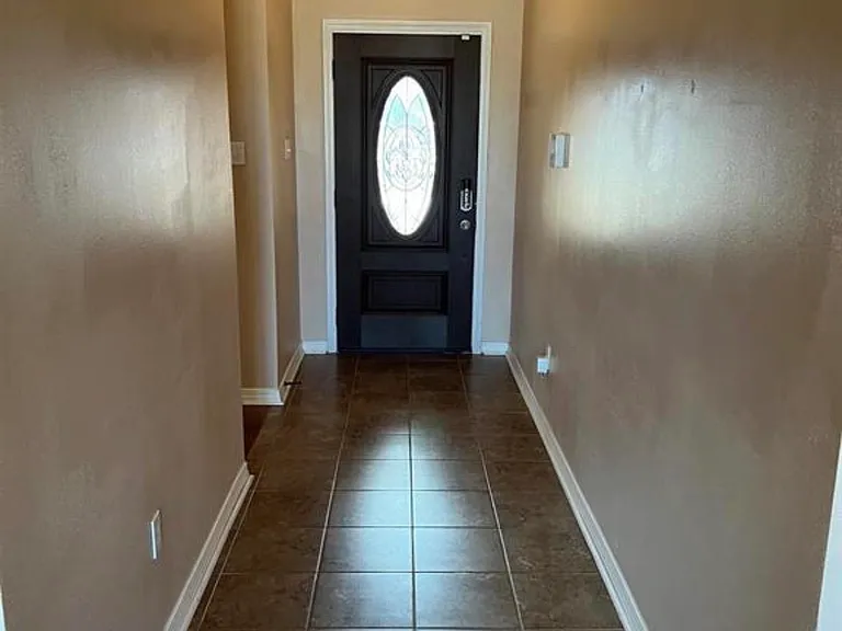 9437 Redwood Lake Blvd — Photo 3