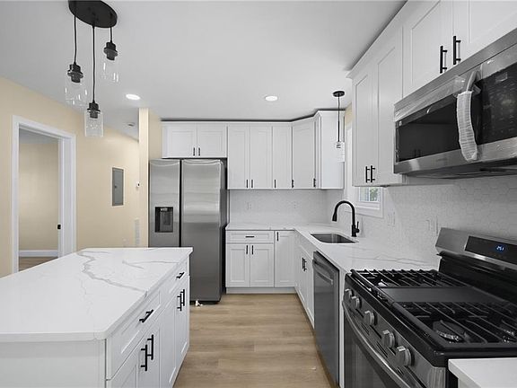 4th image of 0 Fairview St