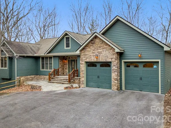 78 Tsisdu Ct, Brevard, NC 28712