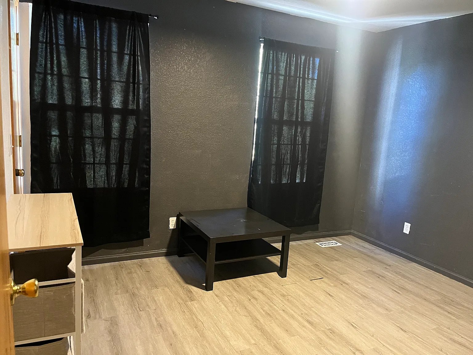 5 bed, 2038 sqft, $650 — Photo 2