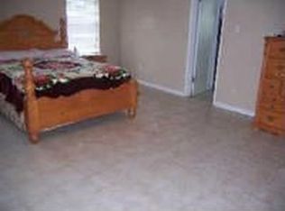 305 Willow Wood Ln, Red Oak, TX 75115