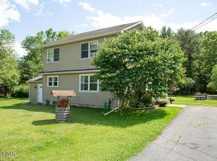 1 Stark Dr, Matamoras, PA 18336