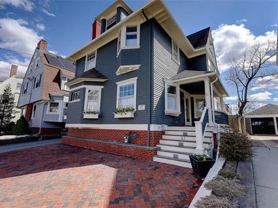 47 Adelphi Ave, Providence, RI, 02906