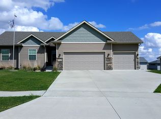 2305 NE 12th St, Grimes, IA 50111