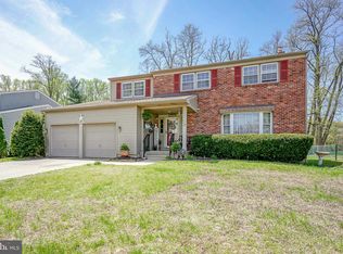 118 Golfview Dr, Sewell, NJ 08080