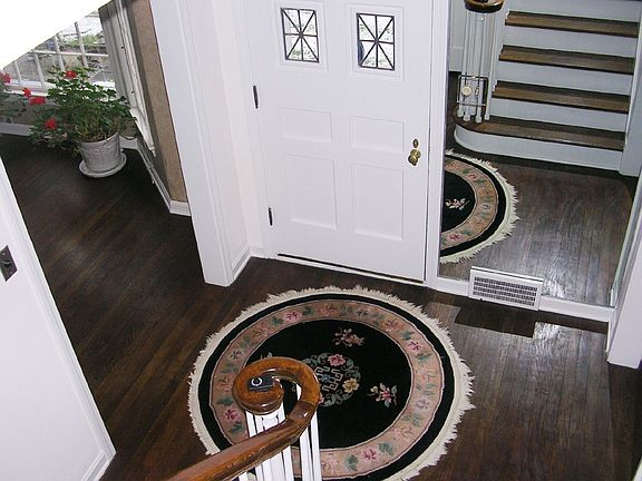 2nd image of 125 Mill Hollow Dr