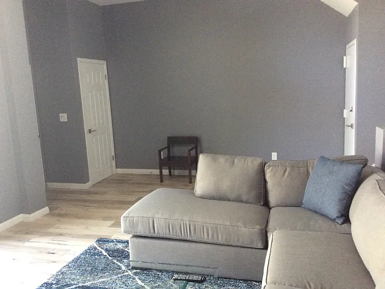 4872 McConnell Ave — Photo 5
