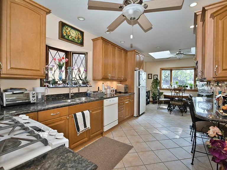 5974 W Miami Ave — Photo 22