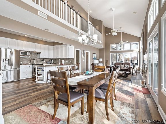 5th image of 124 Wilmore Cir