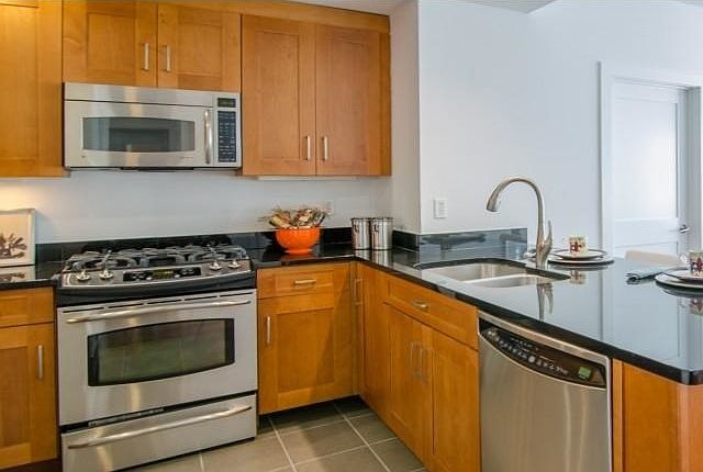 2nd image of 601 Harrison St APT 302W