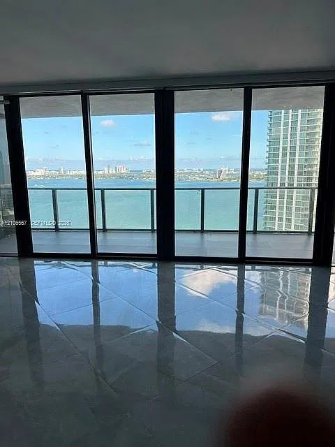 Paraiso Bay Condo — Photo 2