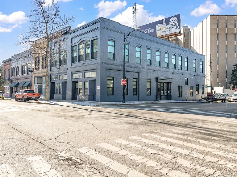 400 W Magnolia Ave #105 — Photo 16