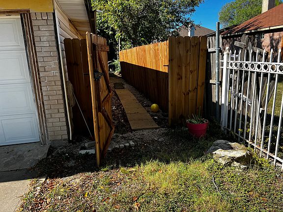 5th image of 2301 Avenue C
